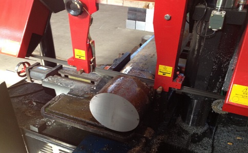 竹山卧式带锯床加工时出现明显振荡如何排查？